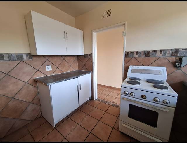 2 BEDROOM FLAT SOLD IN THREE RIVERS